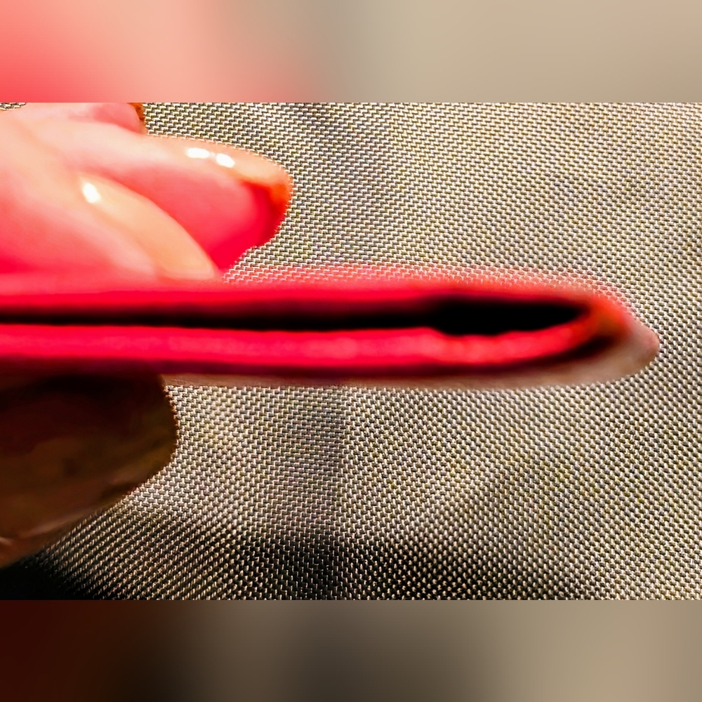 Louis Vitton red epi card holder - Picture 5 of 5